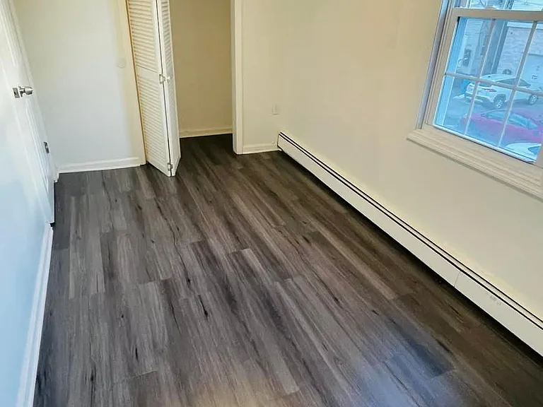 1031 Flora St #2 — Photo 4