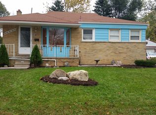 2514 Barstow Rd, Lansing, MI 48906