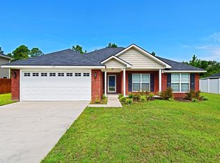 171 Grandview Dr, Hinesville, GA 31313