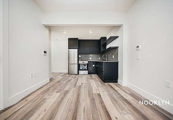 4th image of 26 Quincy St #6H