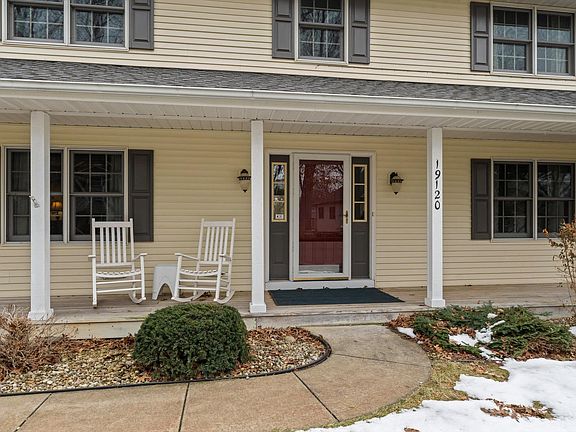 2nd image of 19120 Stone Ridge Dr