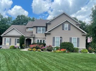 18255 Forest Glade Dr, South Bend, IN
