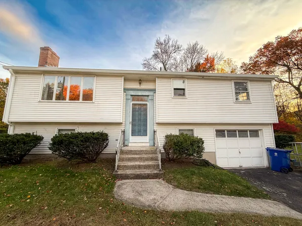 3 Field St, Plainville, CT 06062