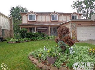 36641 Chene Dr, Sterling Heights, MI 48310