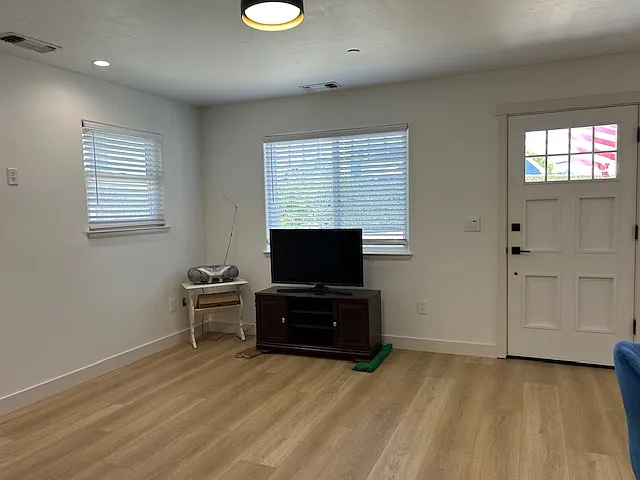 769 Upham St — Photo 14