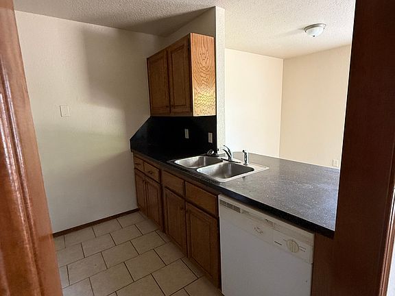 4th image of 125 N Hortense Ave