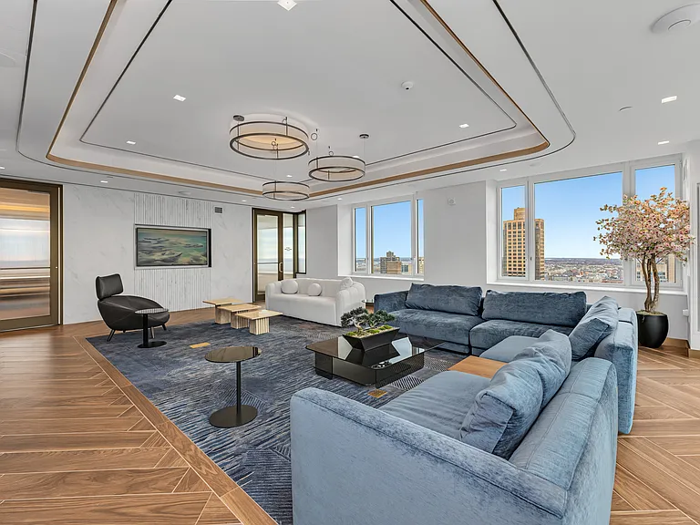 250 E 83rd St #3B — Photo 14