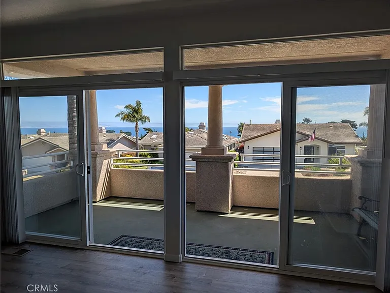 1611 Costa Del Sol — Photo 30