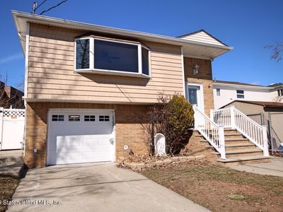 541 Vineland Ave, Staten Island, NY, 10312