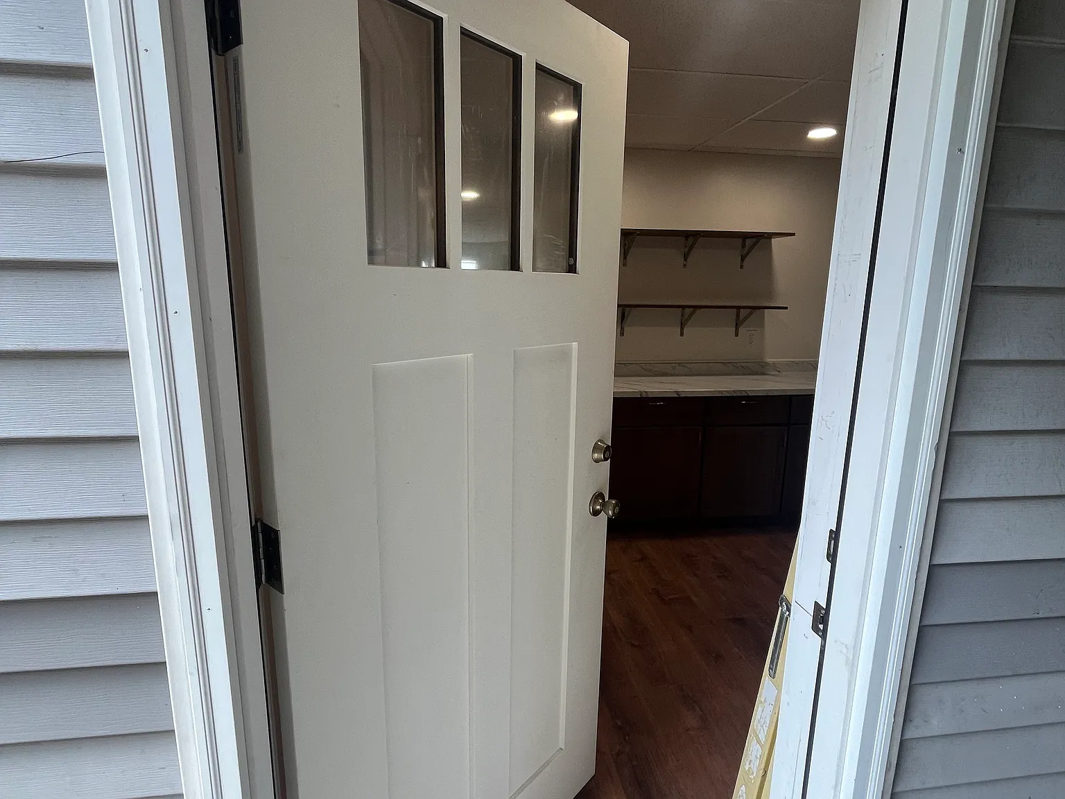 2 bed, 900 sqft, $1,300 — Photo 3