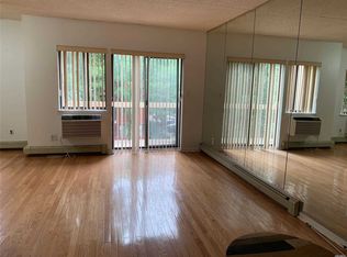 71-03 Sutton Pl #3F, Fresh Meadows, NY 11365
