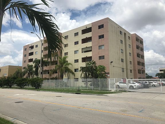 3rd image of 6060 W 21st Ct APT 105