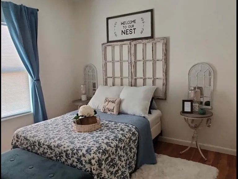2111 W University Dr #40 — Photo 8