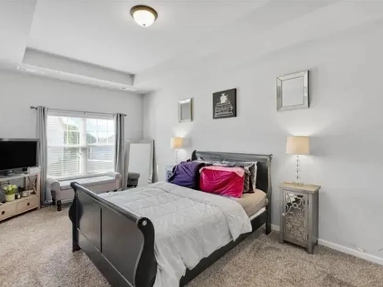 596 Oakside Pl — Photo 11