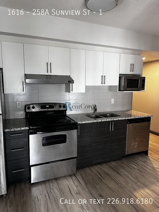 2 bed, 1.0 bath, 582 sqft, $1,900 — Photo 1