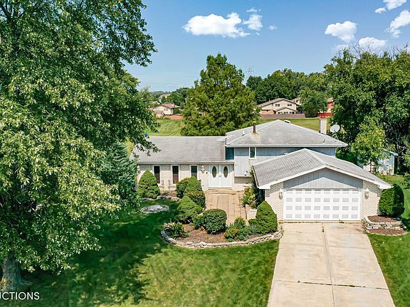 2nd image of 12356 W Prairie Ct
