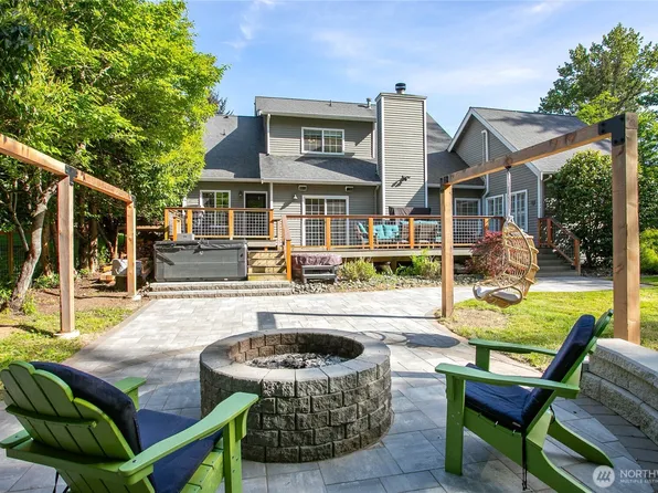329 Viewcrest Road, Bellingham, WA 98229