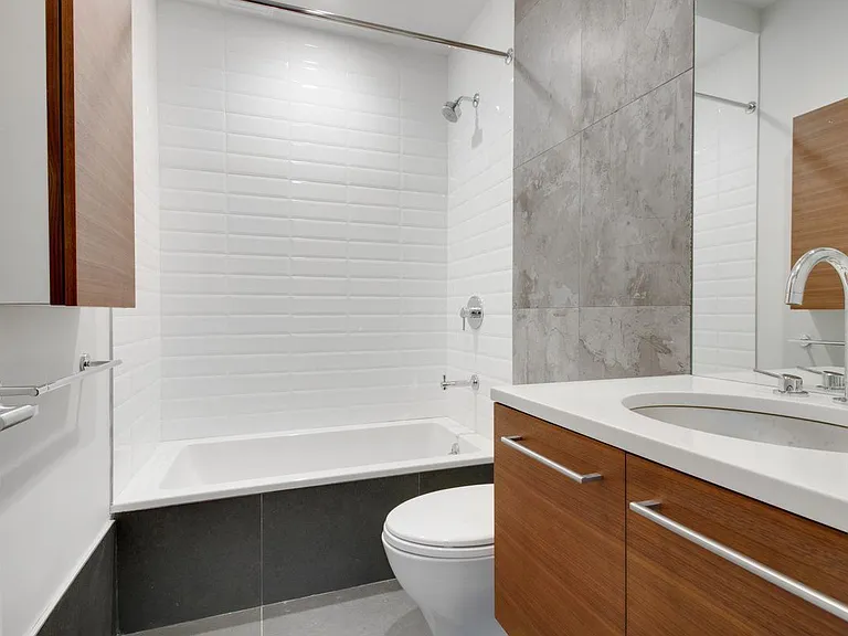422 Lexington Ave #3C — Photo 8