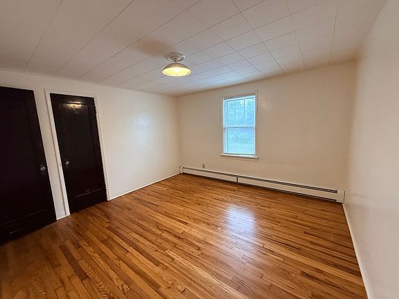 5th image of 2803 North St #3E