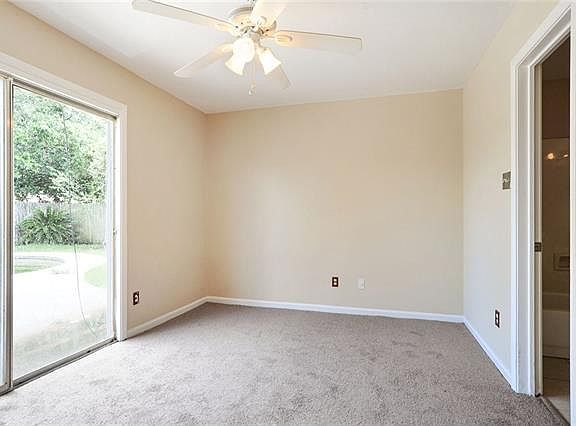 5th image of 621 Grovewood Dr