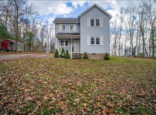 759 Colonial Manor Dr, Jumping Branch, WV 25969