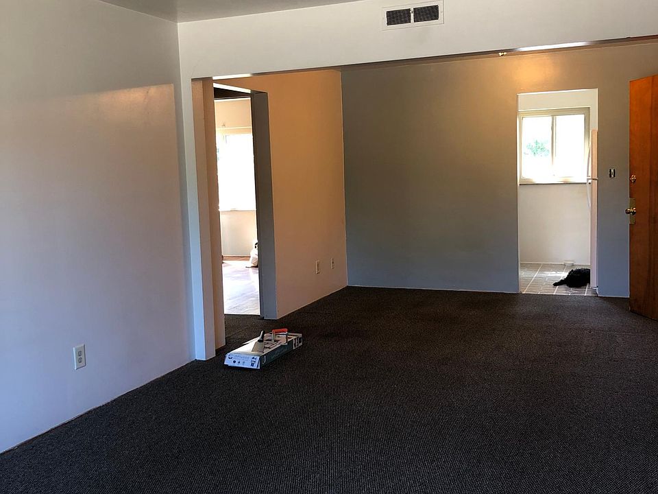 1st image of 19045 Hilliard Blvd APT 4