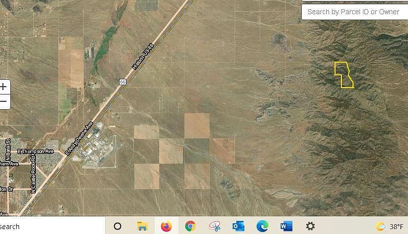 2nd image of E Peacock Rd