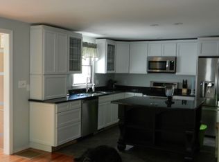 134 School St, Cotuit, MA 02635