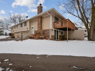 6664 Ives Ln N, Maple Grove, MN 55369