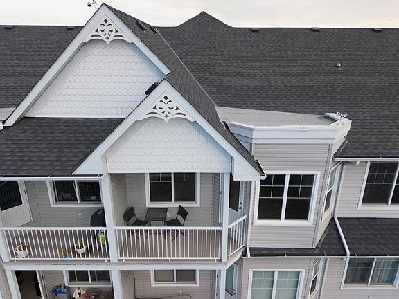 2nd image of 8 NE Prestwick Pond Ter SE #409