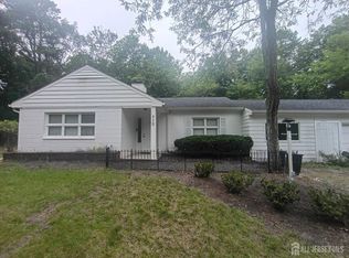 710 Jackson Mills Rd, Jackson, NJ 08527