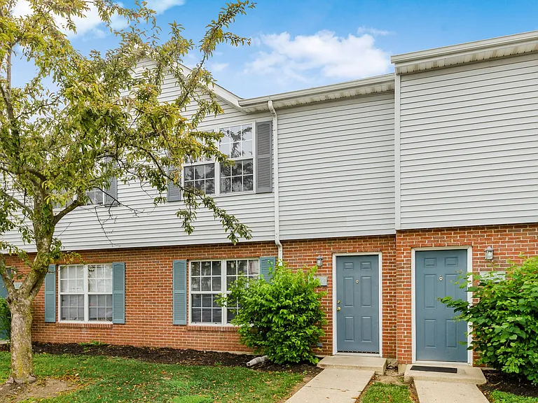 1531 Whispering Willow Ln — Photo 30