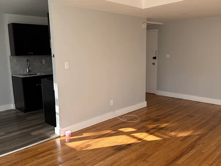 516 S Cherry St — Photo 23