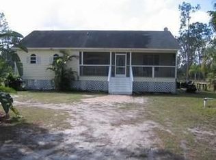 4048 6th Ave NE, Naples, FL 34120