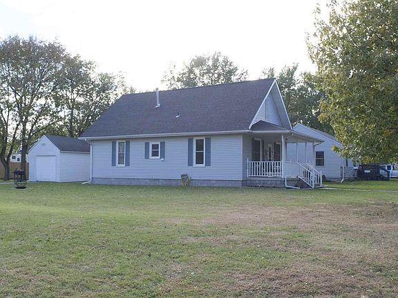 4th image of 608 W Elkhorn St