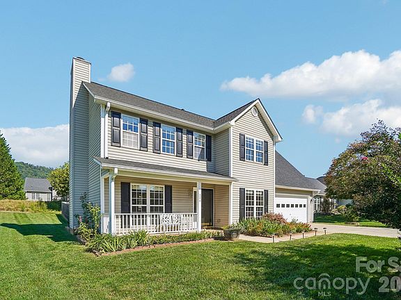 2nd image of 206 Rolling Meadow Rd
