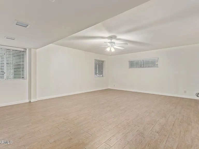 5401 E Exeter Blvd — Photo 24