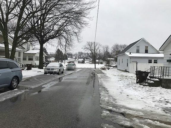 4th image of 710 Pierce St