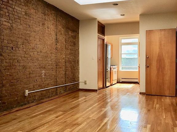 5th image of 142 W 123rd St APT 4