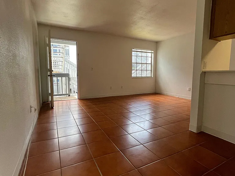 4914 W Gandy Blvd #F103 — Photo 15