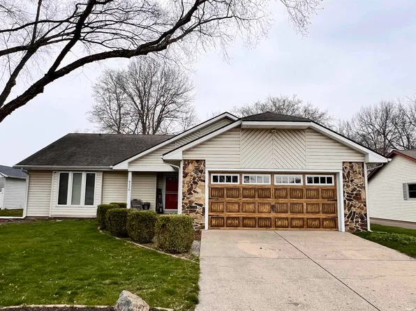 833 Foxwood Dr, Lafayette, IN 47905