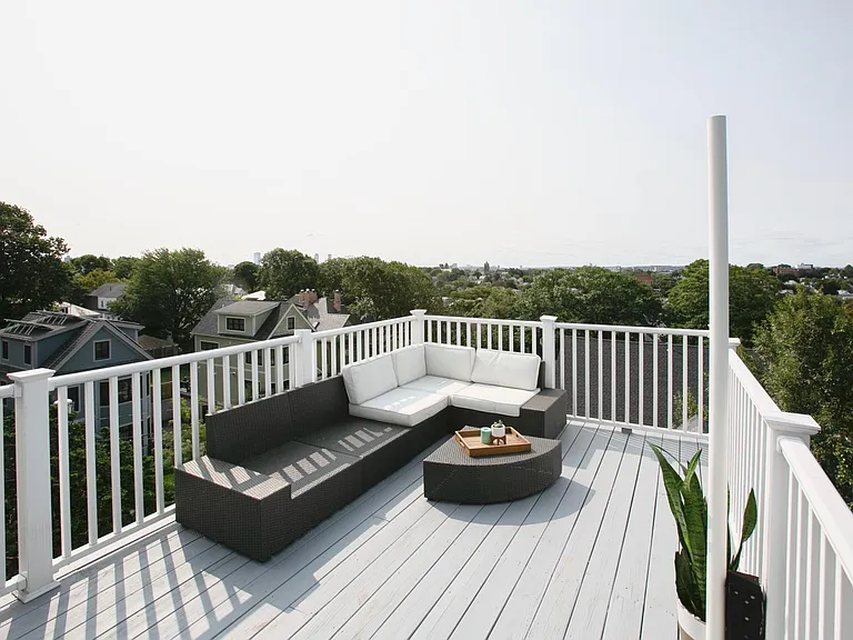 26 Adams St #4 — Photo 4