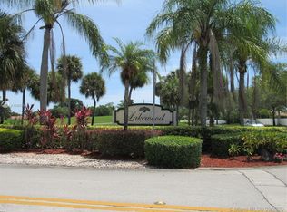 8602 NW 82nd St, Tamarac, FL 33321