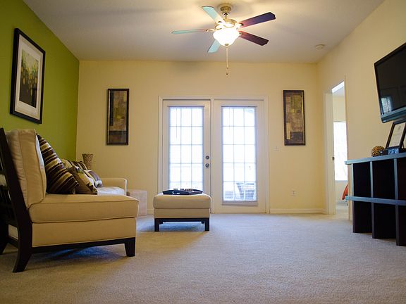 5th image of 1632 Oviedo Grove Cir APT 5