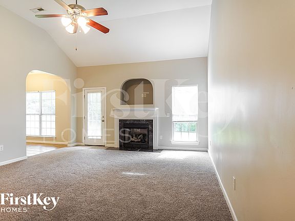 3rd image of 173 Waterford Highlands Trl