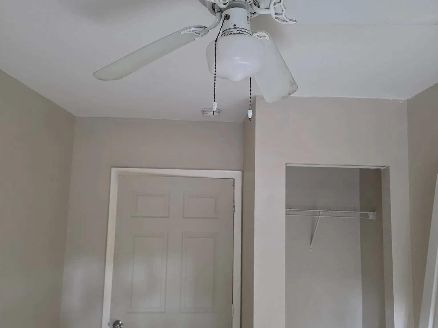 2 bed, 1147 sqft, $2,000 — Photo 2