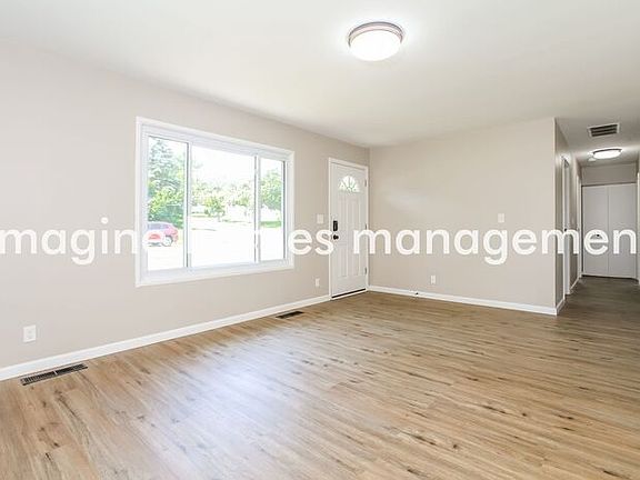 3rd image of 3706 Verbena Dr