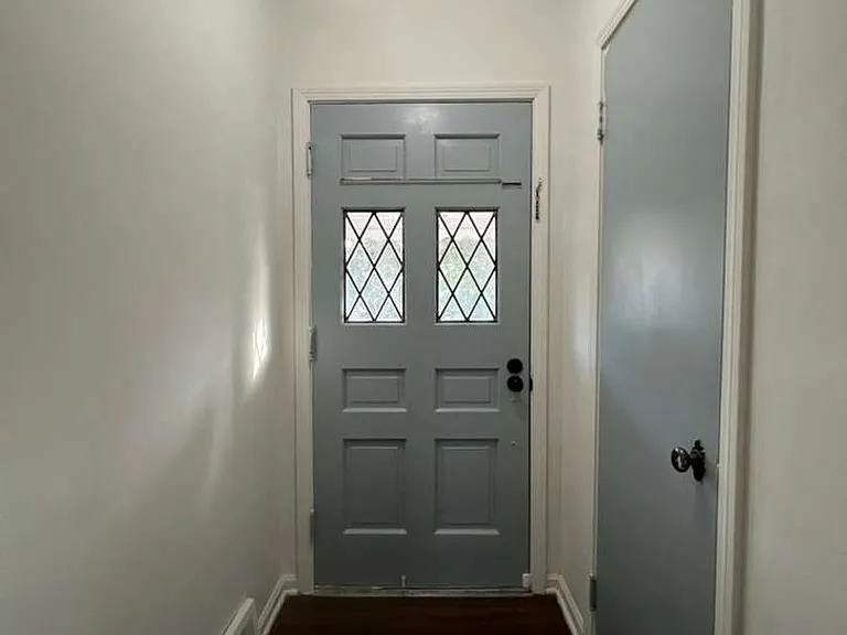 11215 Langton Ave — Photo 22