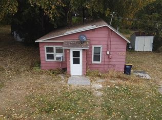 320 W Kinne St, Ellsworth, WI 54011