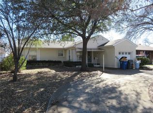 2124 Glengariff Dr, Dallas, TX 75228